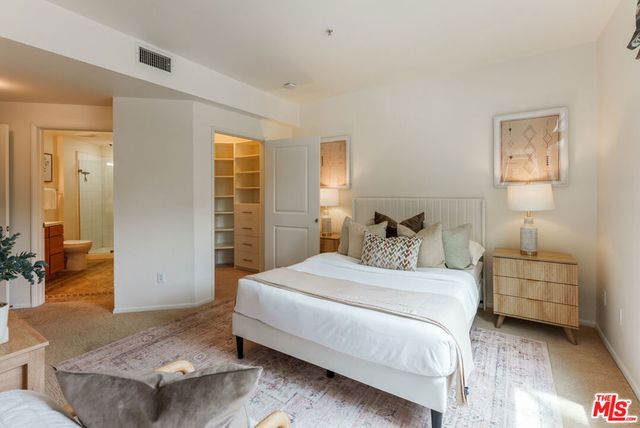 6400 Crescent Parkway 202, Playa Vista, CA 90094