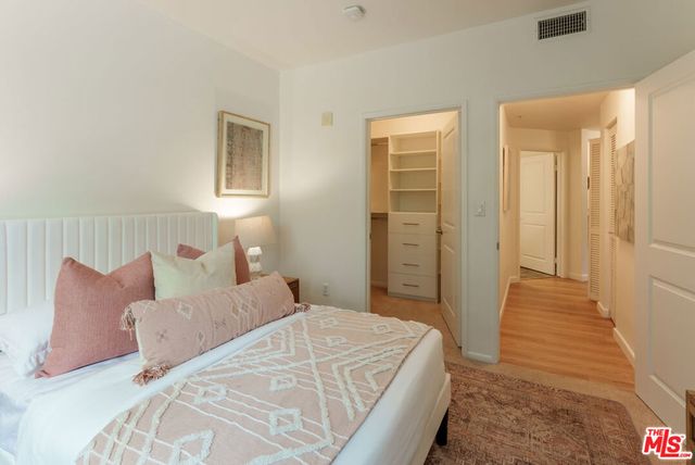 6400 Crescent Parkway 202, Playa Vista, CA 90094
