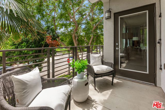 6400 Crescent Parkway 202, Playa Vista, CA 90094
