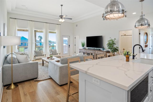 960 S Sage Road, Crystal Beach, TX 77650