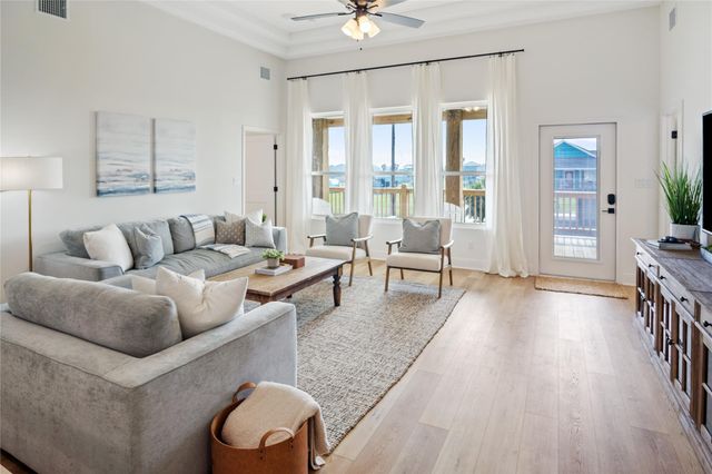 960 S Sage Road, Crystal Beach, TX 77650