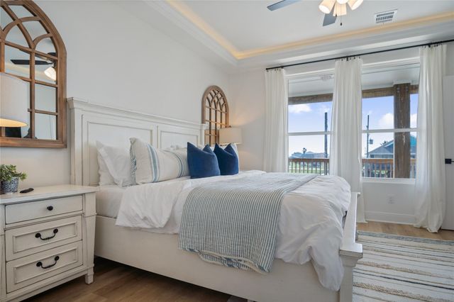 960 S Sage Road, Crystal Beach, TX 77650