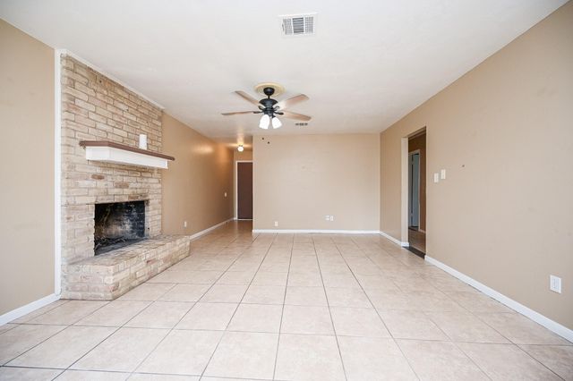 6634 Bridgegate Drive, Spring, TX 77373
