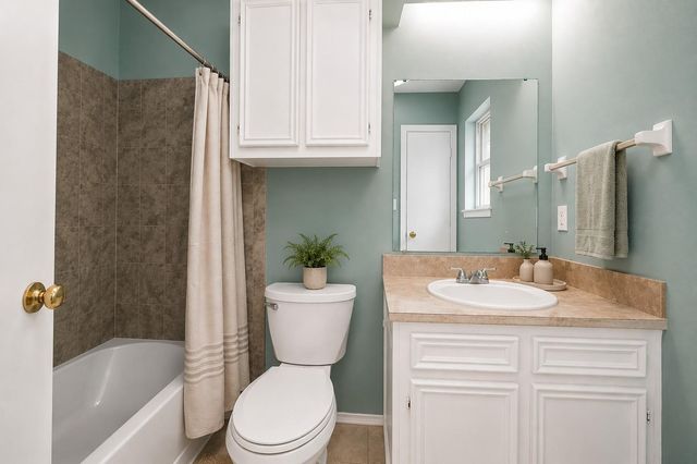 6634 Bridgegate Drive, Spring, TX 77373