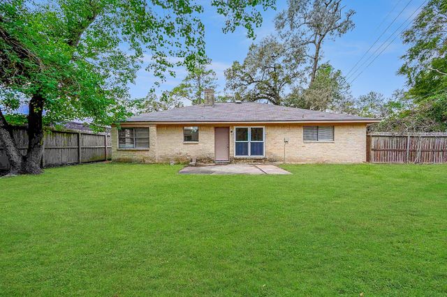 6634 Bridgegate Drive, Spring, TX 77373