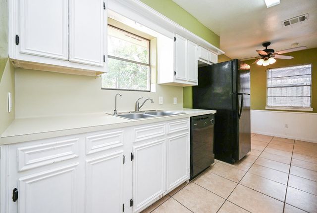 6634 Bridgegate Drive, Spring, TX 77373