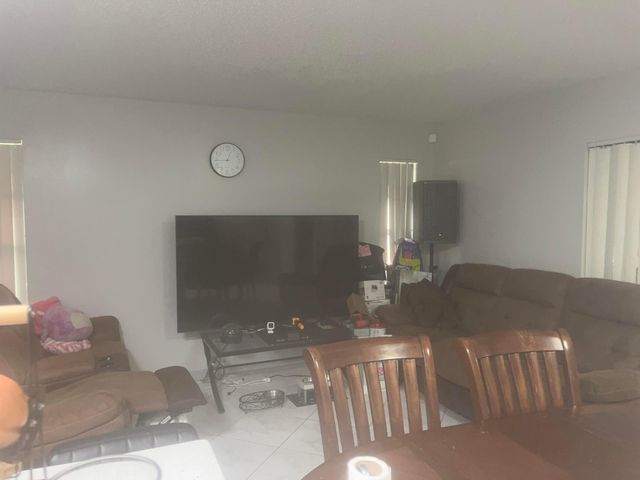 1322 Pines Lane, West Palm Beach, FL 33415