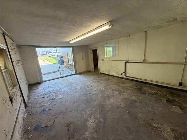 525 SW 35th Street, Oklahoma City, OK 73109
