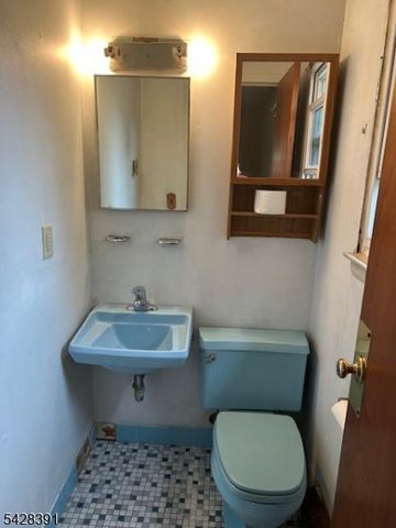 15 Carl Walsh Rd, Franklin Boro, NJ 07416