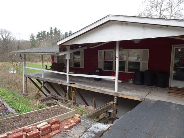 1283 New Stanton Ruffsdale Road, East Huntingdon, PA 15679