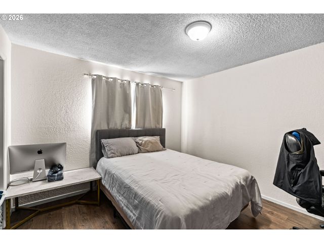 1590 SCANDIA St, Eugene, OR 97402