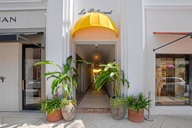 247 Worth Avenue Penthouse, Palm Beach, FL 33480
