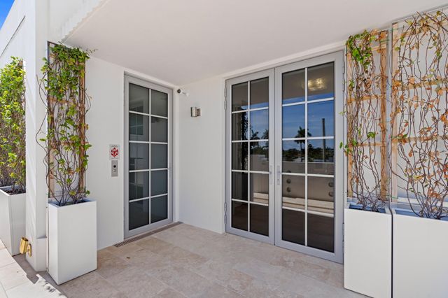 247 Worth Avenue Penthouse, Palm Beach, FL 33480