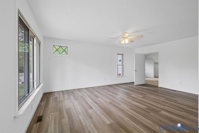 2244 Lakeview Dr, Powhatan, VA 23139