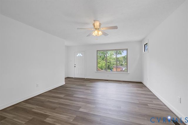2244 Lakeview Dr, Powhatan, VA 23139