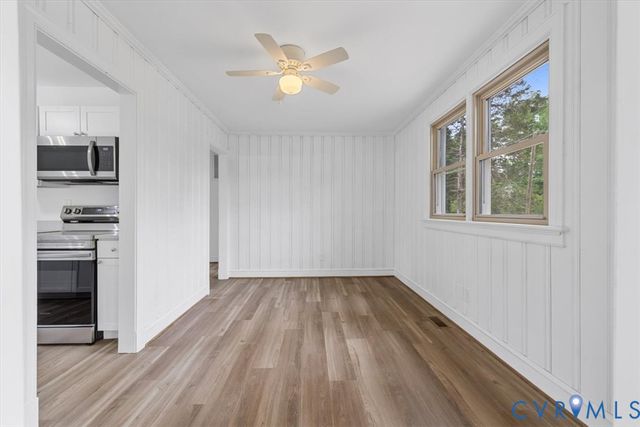 2244 Lakeview Dr, Powhatan, VA 23139