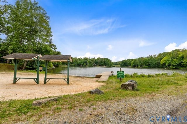 2244 Lakeview Dr, Powhatan, VA 23139