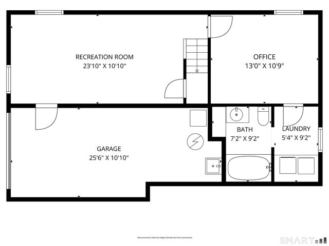 27 Linda Avenue, Montville, CT 06382