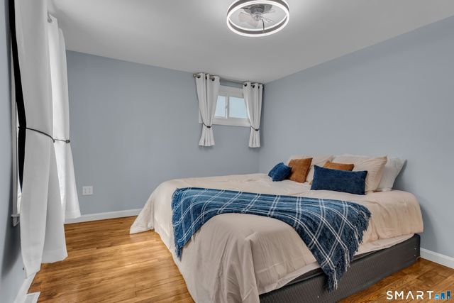 27 Linda Avenue, Montville, CT 06382