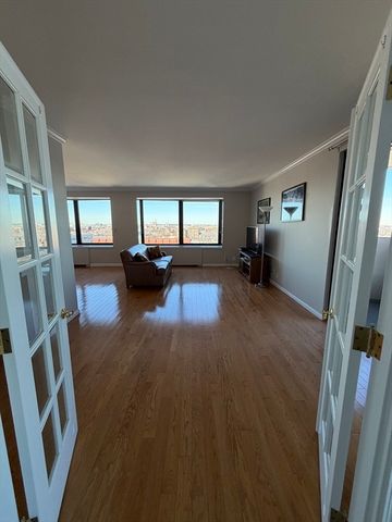 85 East India Row 17B, Boston, MA 02110