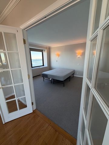 85 East India Row 17B, Boston, MA 02110