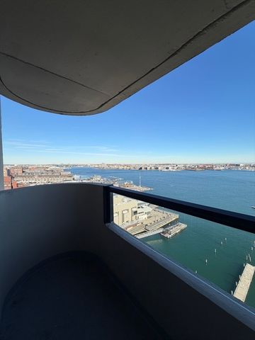 85 East India Row 17B, Boston, MA 02110