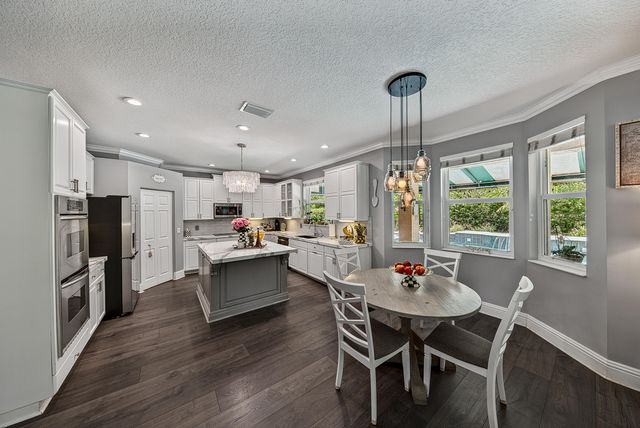 522 CYPRESS GREEN Circle, Wellington, FL 33414