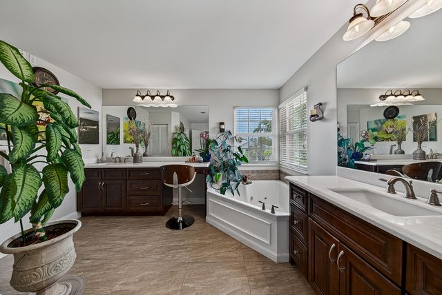 522 CYPRESS GREEN Circle, Wellington, FL 33414