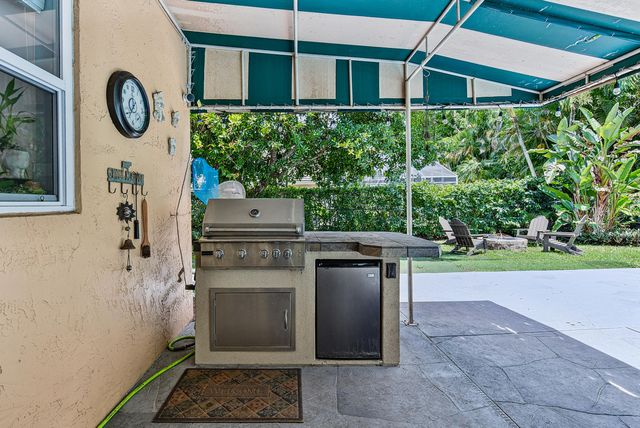 522 CYPRESS GREEN Circle, Wellington, FL 33414