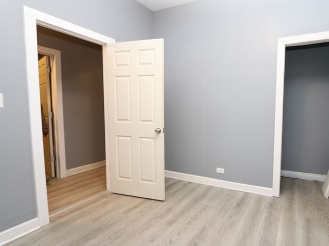 7414 S Harvard Avenue 1st, Chicago, IL 60621
