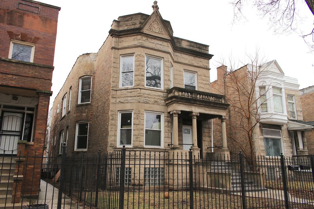 7414 S Harvard Avenue 1st, Chicago, IL 60621