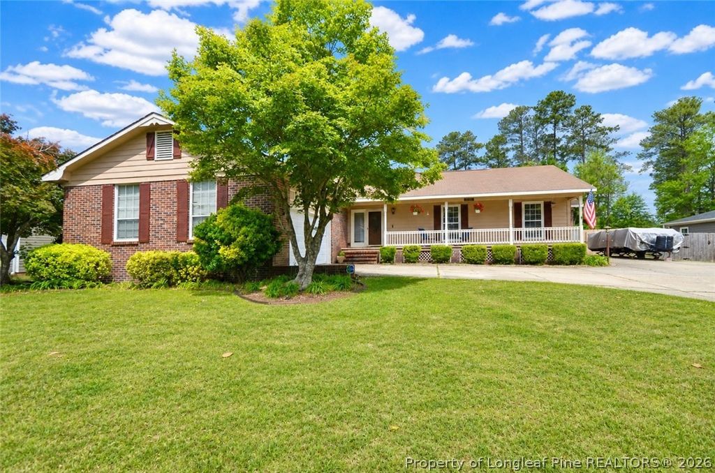 2061 Wood Duck Drive, Fayetteville, NC 28304 — exterior