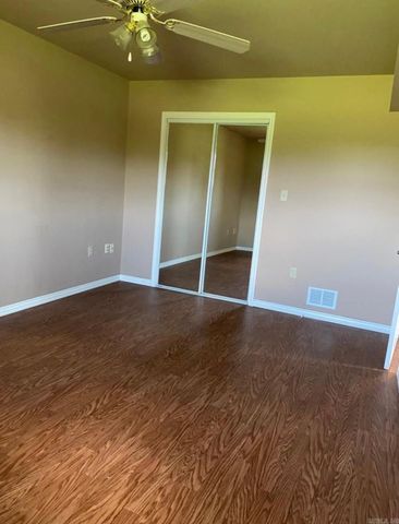 245 Kayla Lane, Lonoke, AR 72086
