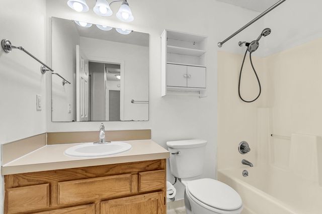 122 Five Iron Circle, Summerville, SC 29483