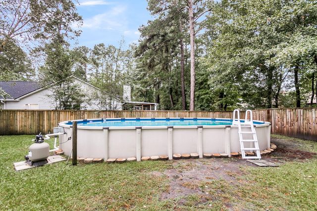 122 Five Iron Circle, Summerville, SC 29483