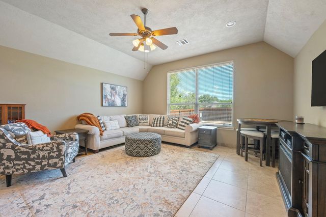 3710 Williams Trace Drive, Bryan, TX 77808