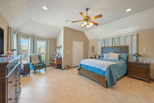 3710 Williams Trace Drive, Bryan, TX 77808