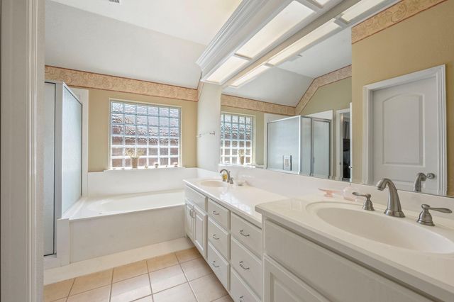 3710 Williams Trace Drive, Bryan, TX 77808