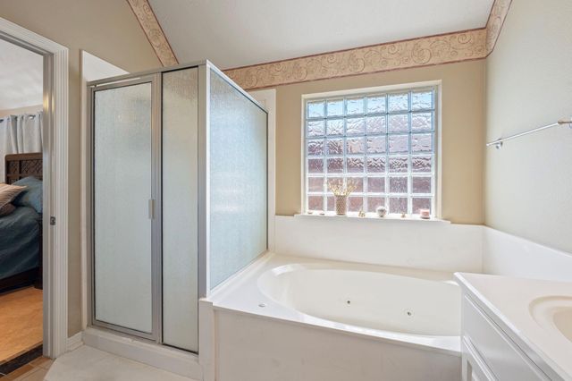 3710 Williams Trace Drive, Bryan, TX 77808