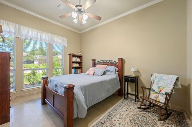 3710 Williams Trace Drive, Bryan, TX 77808