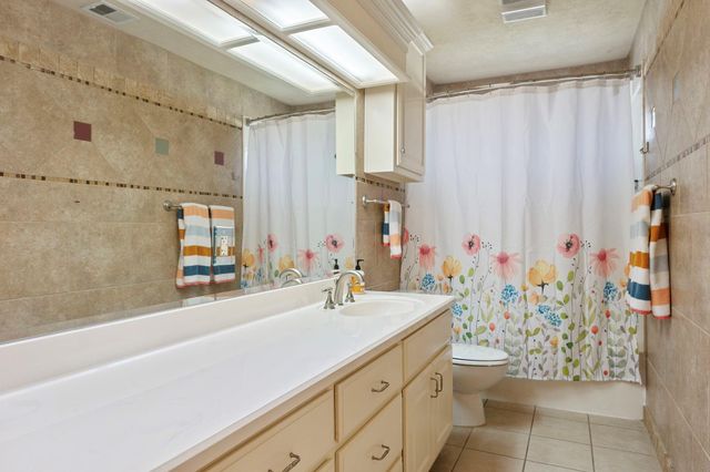 3710 Williams Trace Drive, Bryan, TX 77808