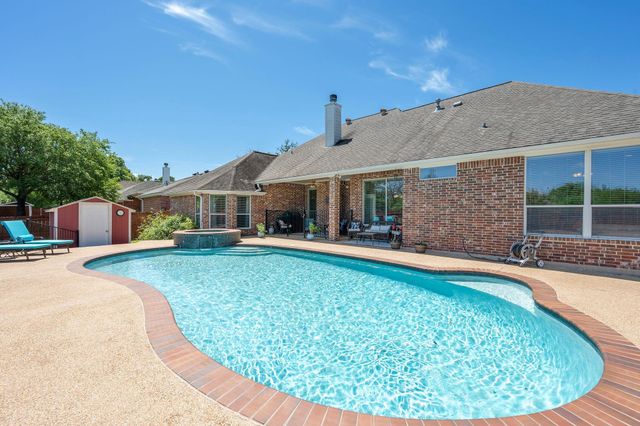 3710 Williams Trace Drive, Bryan, TX 77808