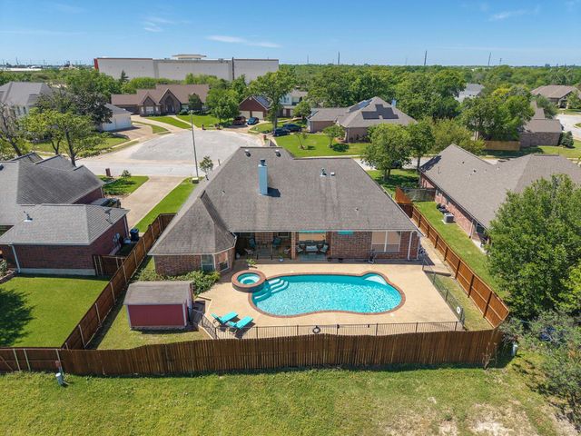 3710 Williams Trace Drive, Bryan, TX 77808