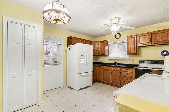 1014 Pleasant Court, Reynoldsburg, OH 43068