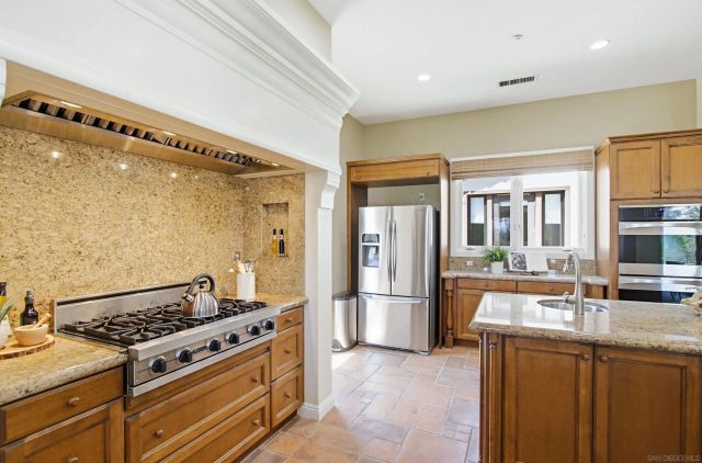 8235 Caminito Santaluz Norte, San Diego, CA 92127