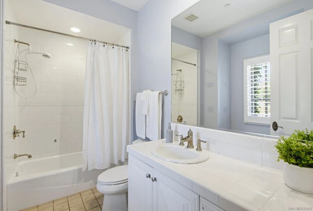 8235 Caminito Santaluz Norte, San Diego, CA 92127