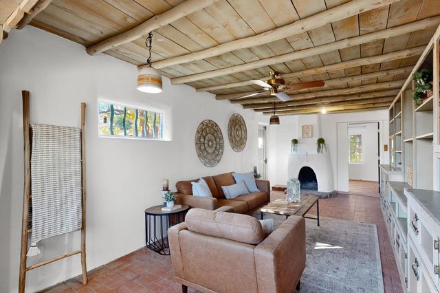 3508 22nd Avenue SE, Rio Rancho, NM 87124