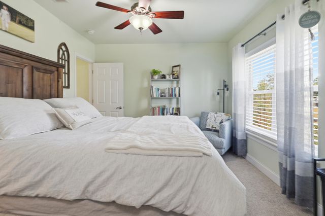 524 Valparaiso Parkway UNIT B, Valparaiso, FL 32580