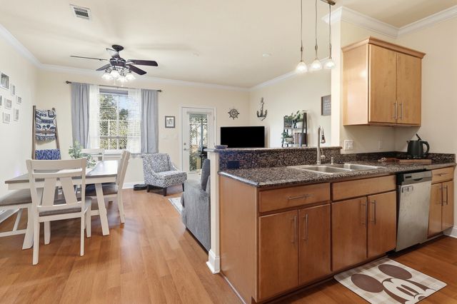 524 Valparaiso Parkway UNIT B, Valparaiso, FL 32580