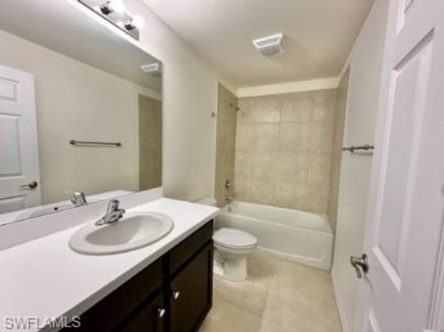 15257 Wildflower CIR, Naples, FL 34119